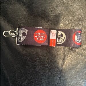 Mickey Mouse Club Harvey’s 5P crossbody Strap